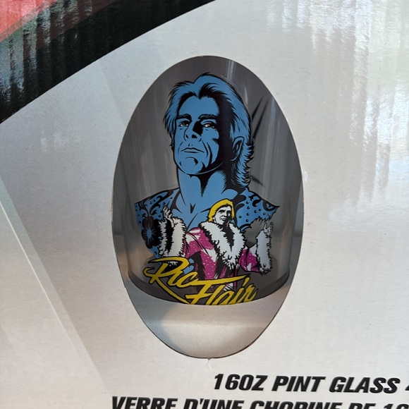 WWF 16oz Pint Glass 4 Pack Macho Man,Ric Flair,Rowdy Piper, Ultimate Warrior - Picture 3 of 11